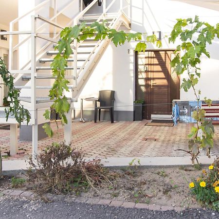 Deli Terasz B Apartman Free Parking, Self-Check-In Anytime Győr Exterior foto