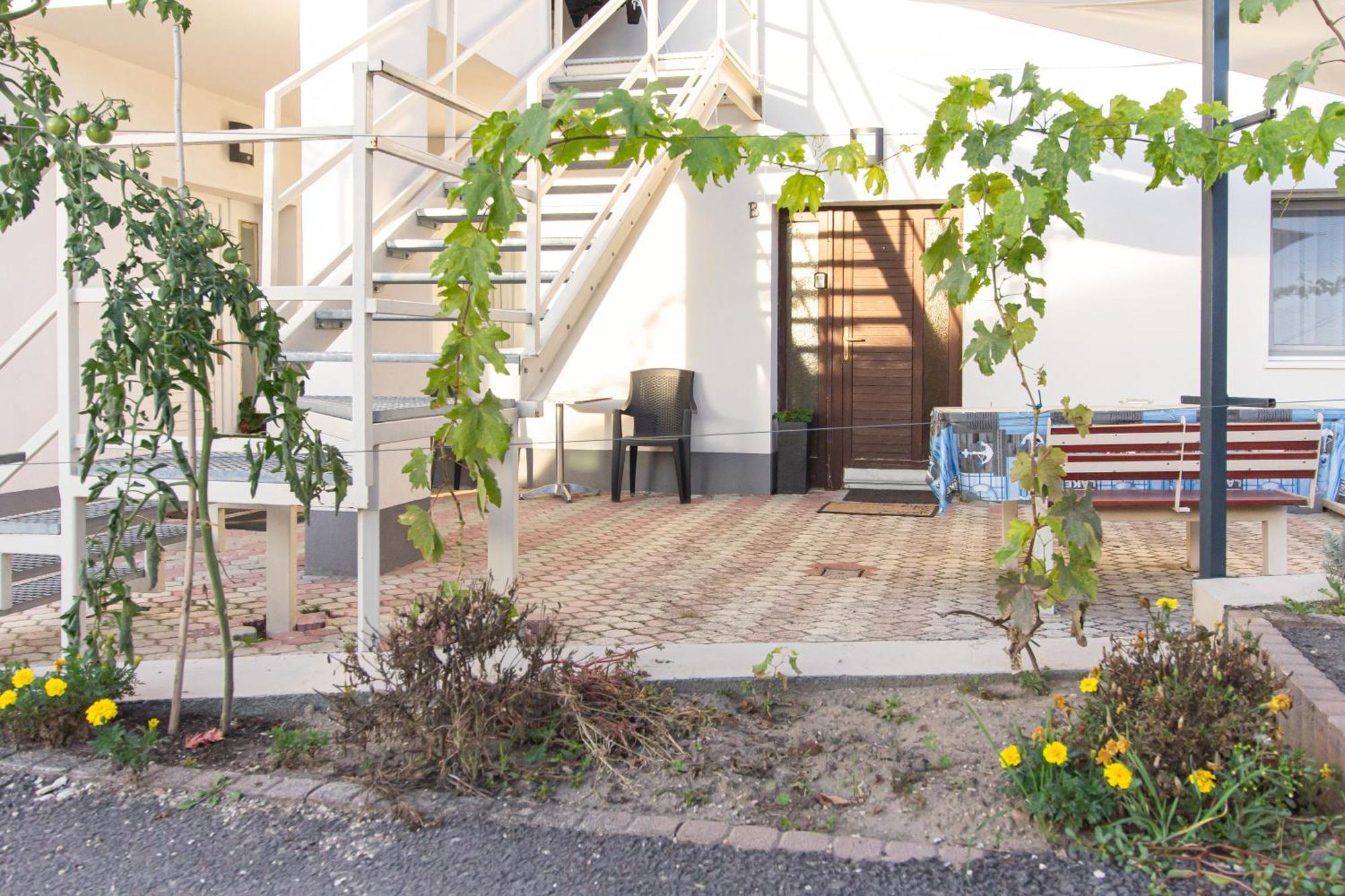 Deli Terasz B Apartman Free Parking, Self-Check-In Anytime Győr Exterior foto